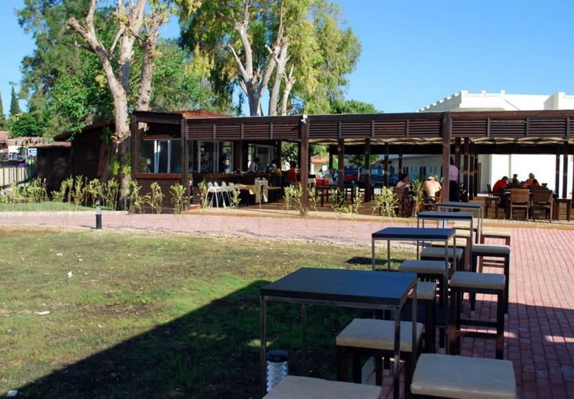 Side Beach Club Hotel